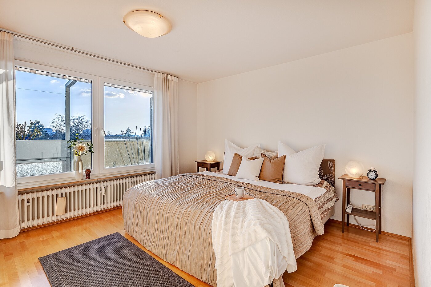 Apartment with 3 room | Unterschleißheim | 70003 | Geräumiges Schlafzimmer mit...