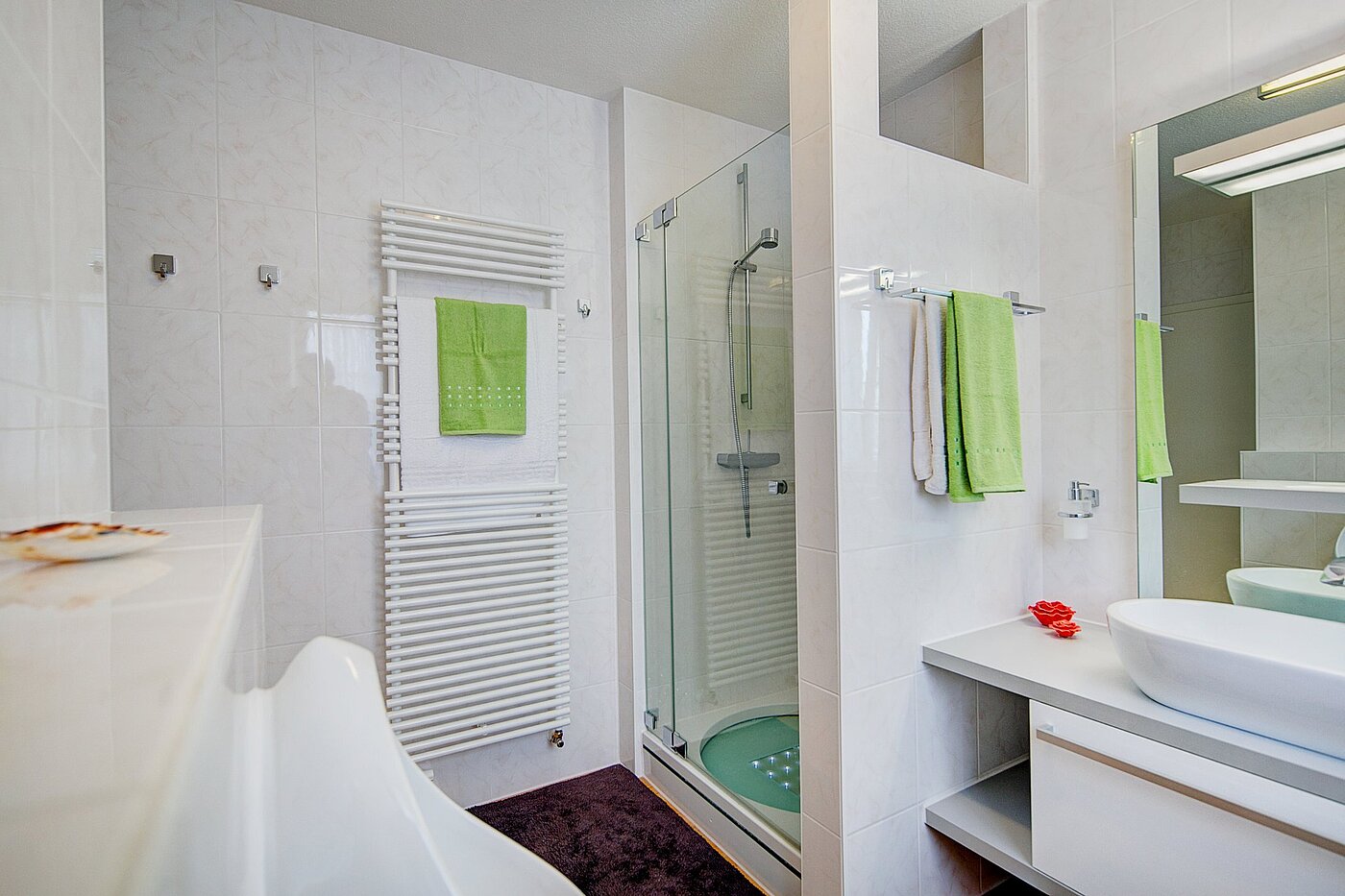 Apartment with 3 room | München-Riem | 1906ML3 | Großzügiges Tageslichtbad...