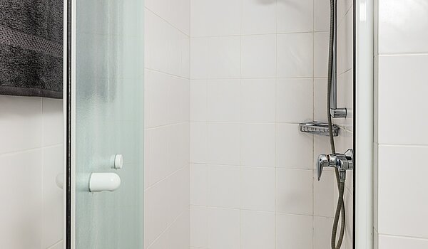 Apartment with 3.5 room | München-Bogenhausen | 70305 | ...Duschbad