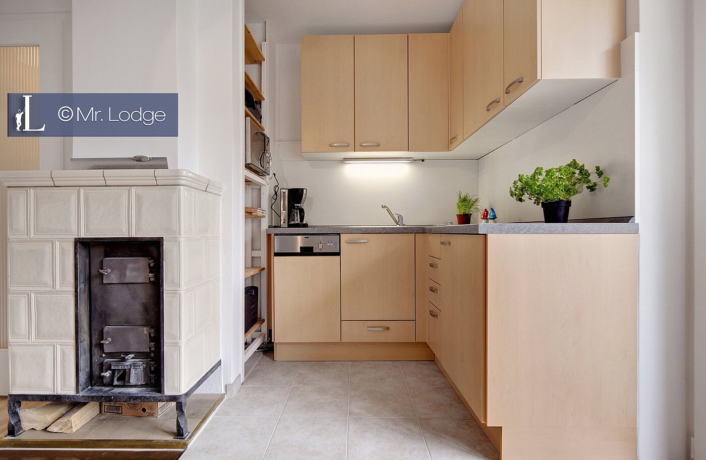 Apartment with 2 room | München-Laim | 1704ML3 | gemütlicher Kachelofen