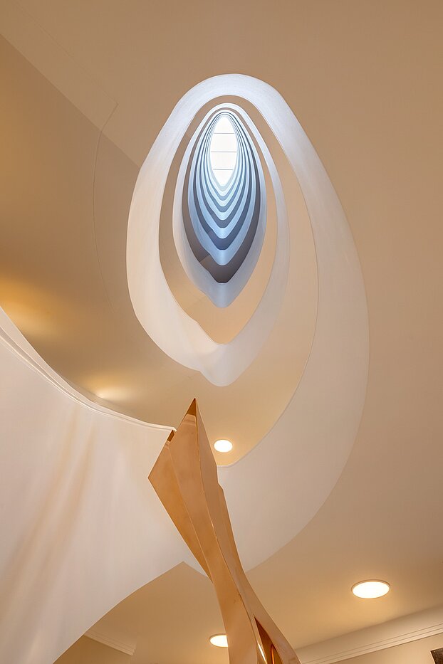 Apartment with 3 room | 70046 | Beeindruckendes Treppenauge