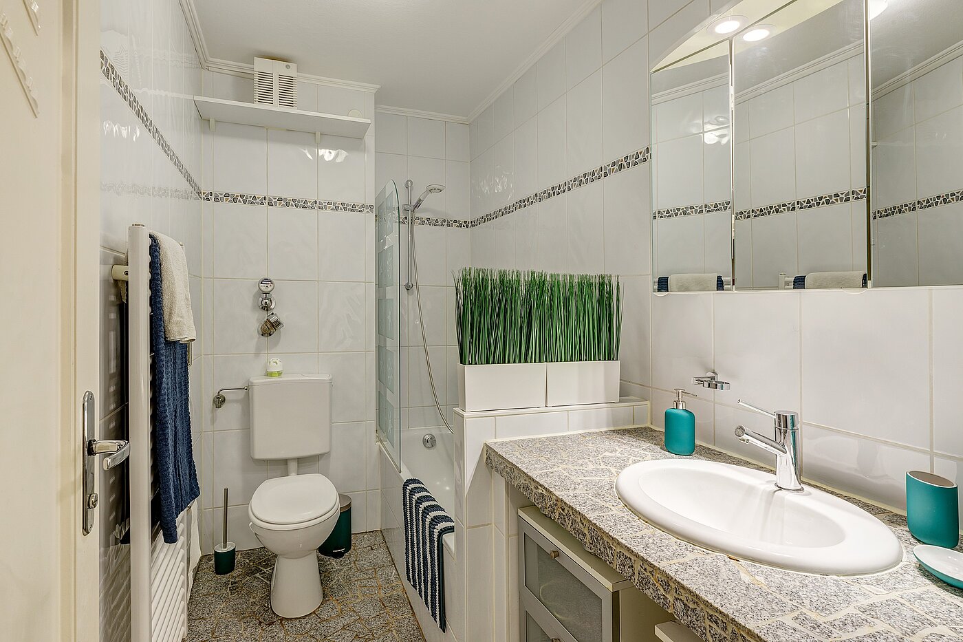 Apartment with 2 room | München-Milbertshofen | 701801 | ...mit Badewanne