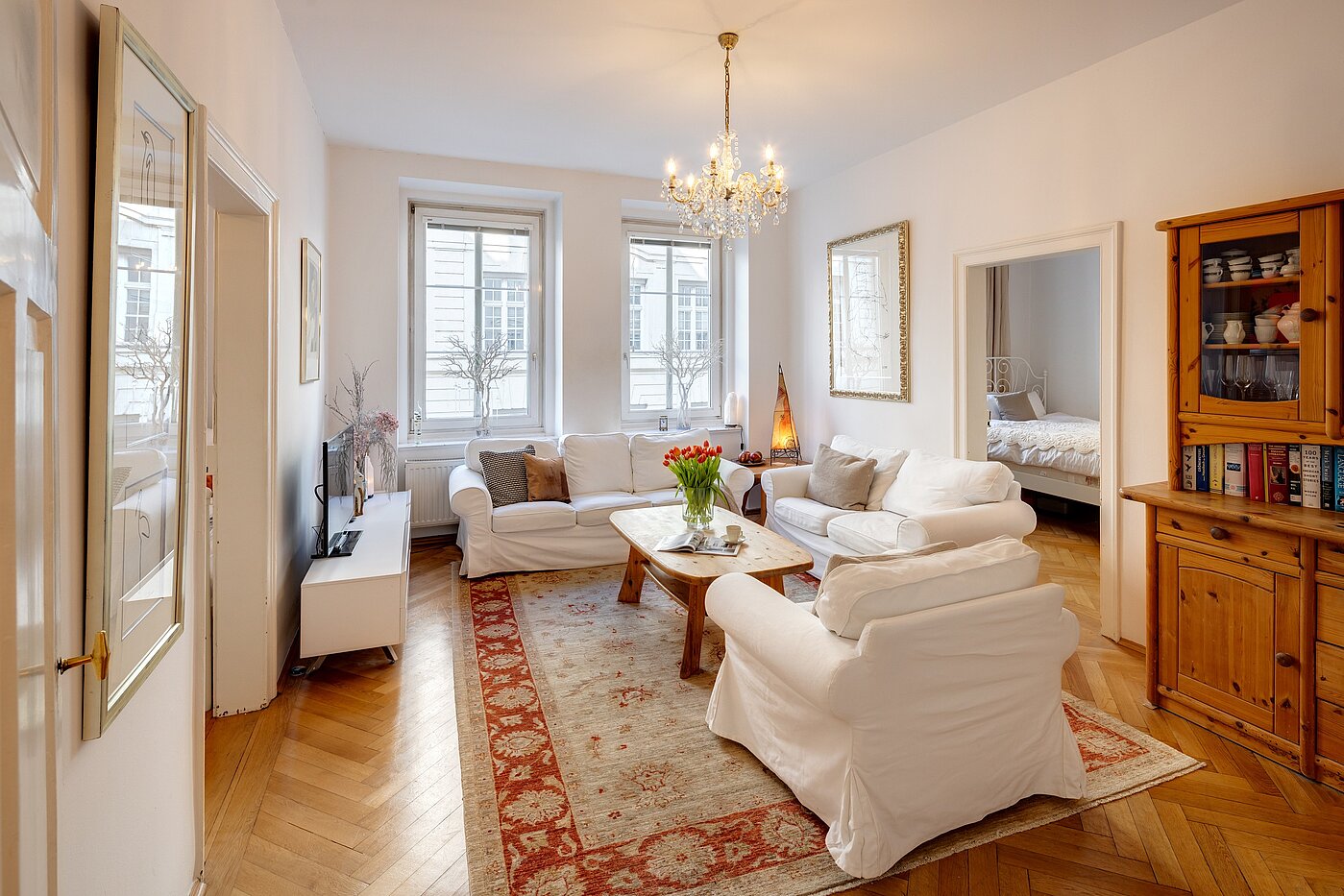 Apartment with 5 room | München-Altstadt | 700121