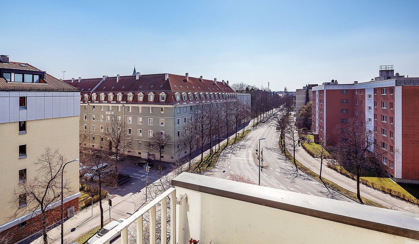 Apartment with 2 room | München-Sendling-Westpark | 2003ML10 | ...Balkon Richtung Süden