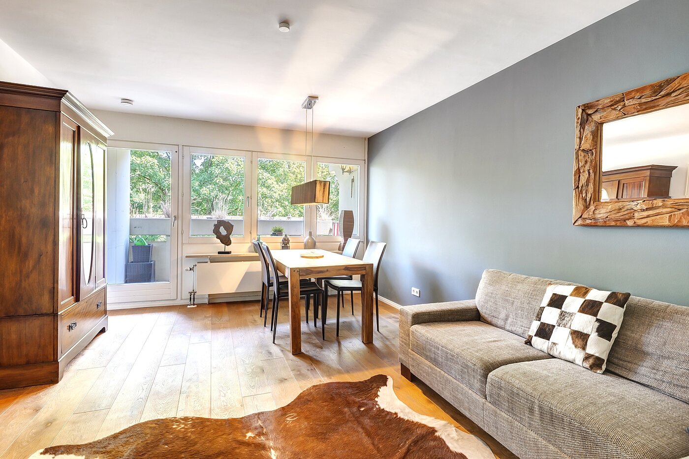 Apartment with 2 room | München-Obersendling | 701825 | ...mit großen Fensterfronten...