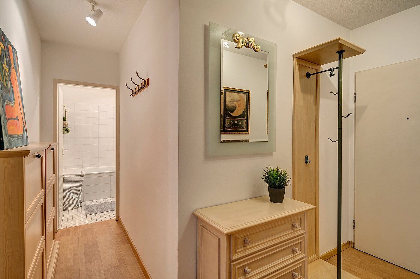 Apartment with 1.5 room | München-Lehel | 2107ML9 | ...mit Garderobe