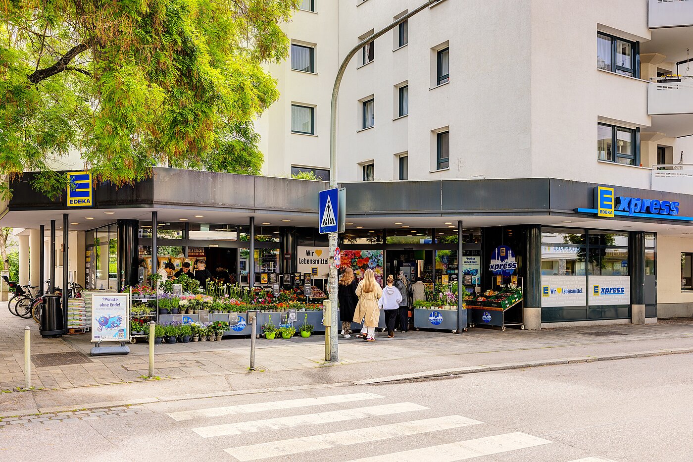 Apartment with 1 room | München-Neuhausen | 70235 | ...in unmittelbarer Nähe