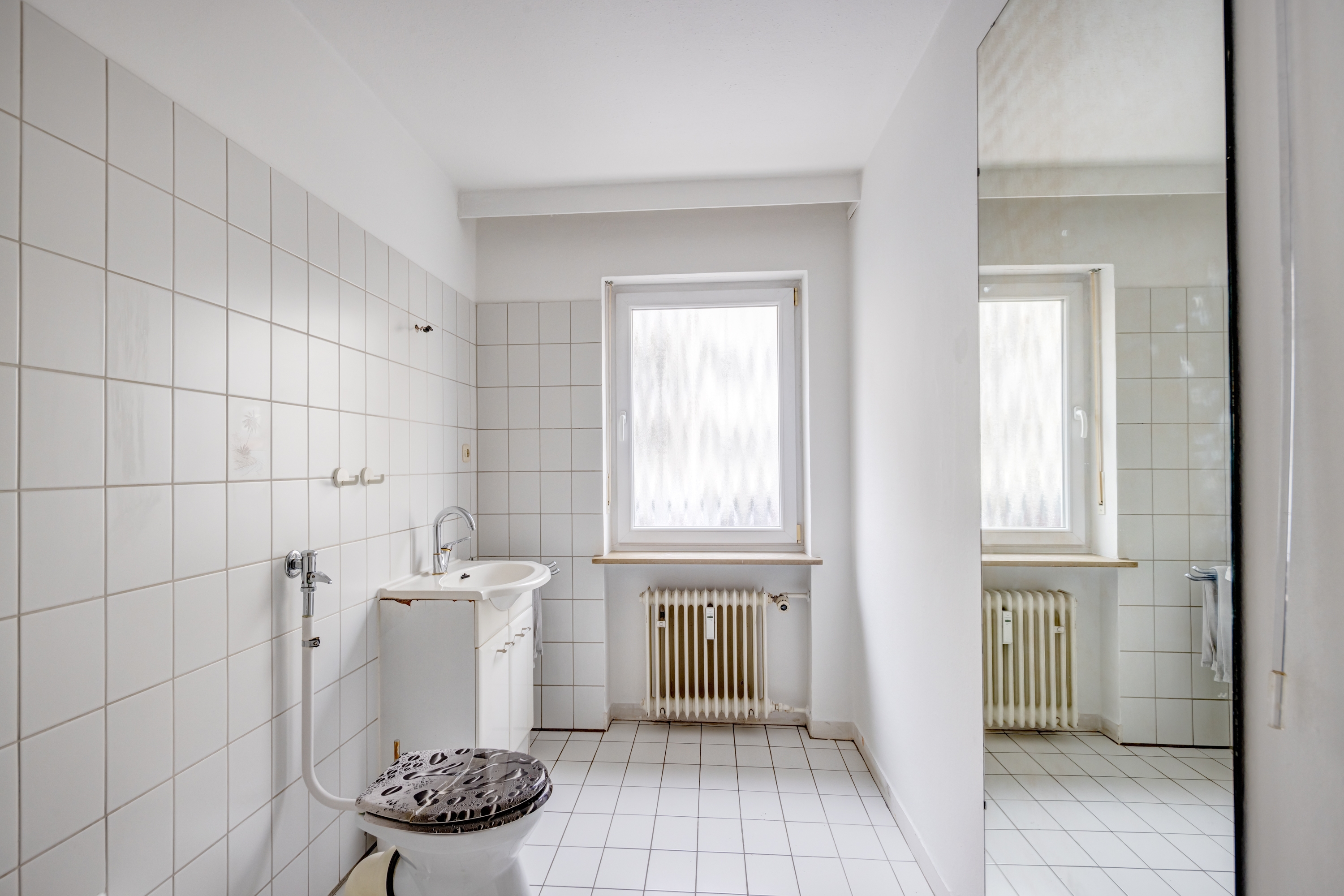 Raised Ground Floor with 2.5 room | München-Schwabing | 70441 | Und Fenster | Thumbnail