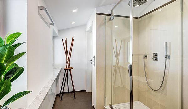 Corner townhouse with 3 room | Kreuth | 70037 | Helles Badezimmer...