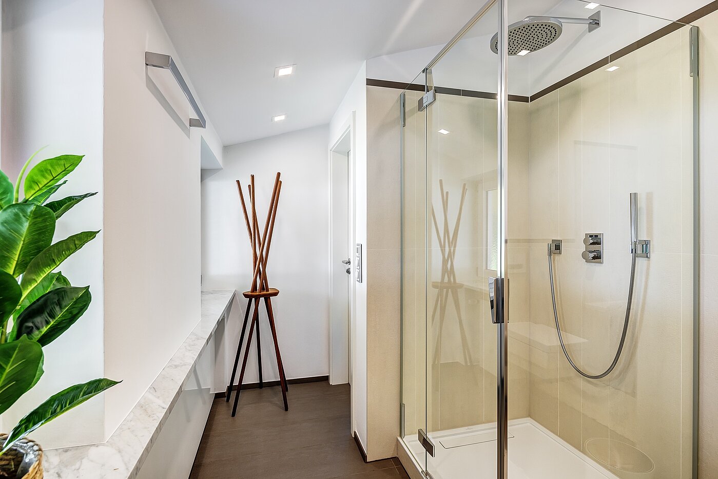 Corner townhouse with 3 room | Kreuth | 70037 | Helles Badezimmer...