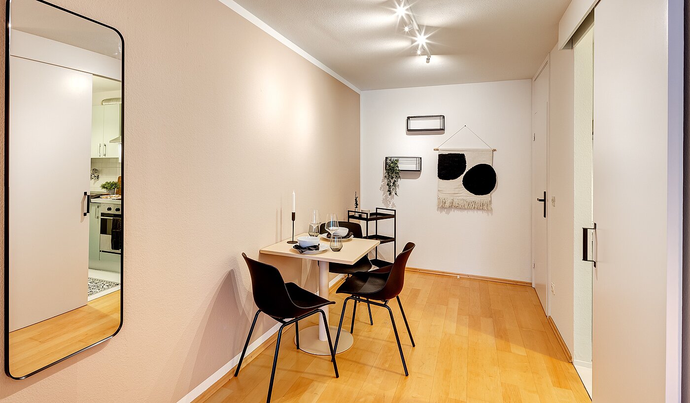 Apartment with 1 room | München-Maxvorstadt | 70132 | Ansprechende Essecke