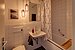 Apartment with 1 room | München-Au | 2211ML1 | Badezimmer mit Wanne und... | Thumbnail