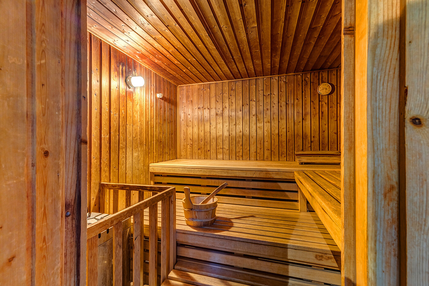 Apartment with 2 room | München-Solln | 70418 | ...und Sauna im Untergeschoss