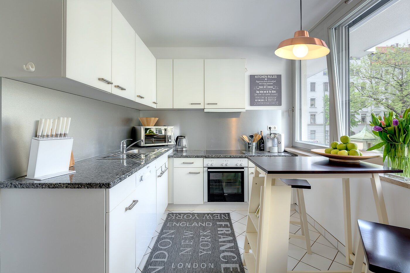 Apartment with 3 room | München-Isarvorstadt | 70157 | ...voll ausgestattet