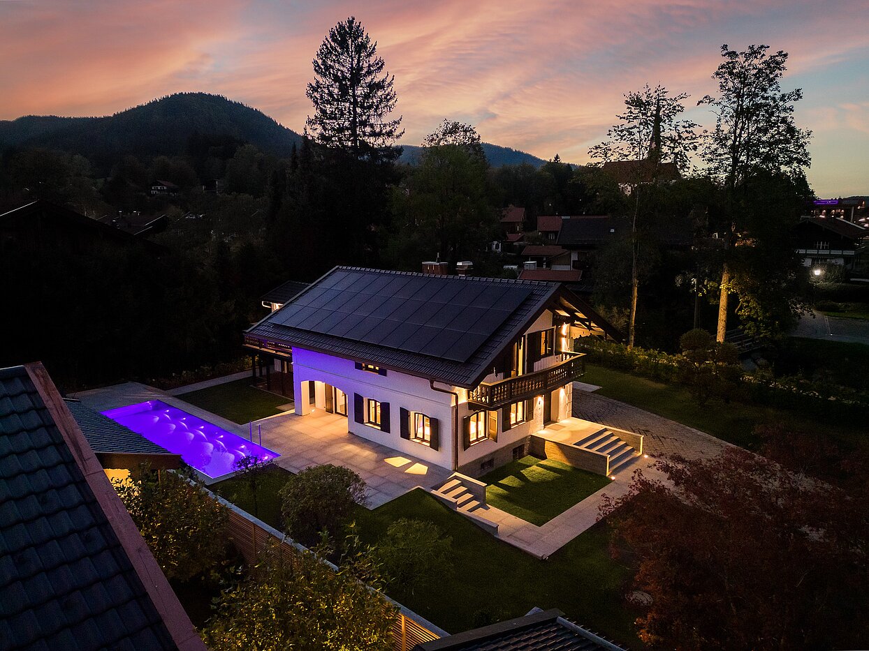 Special property with 15 room | Bad Wiessee | 701591 | Luftaufnahme vom Landhaus