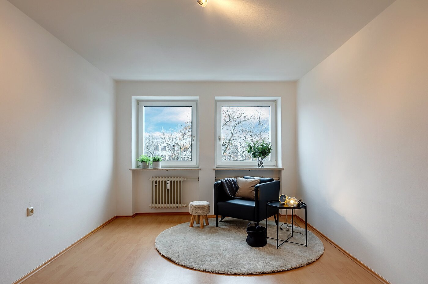 Apartment with 2 room | München-Sendling-Westpark | 1811ML1 | Großes Schlafzimmer..