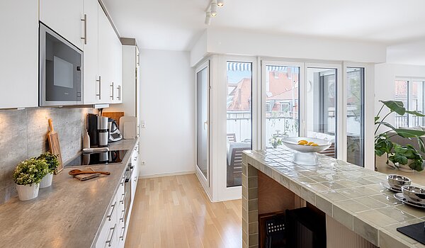 Apartment with 3 room | München-Ludwigsvorstadt | 70488 | ...und Theke, sowie...
