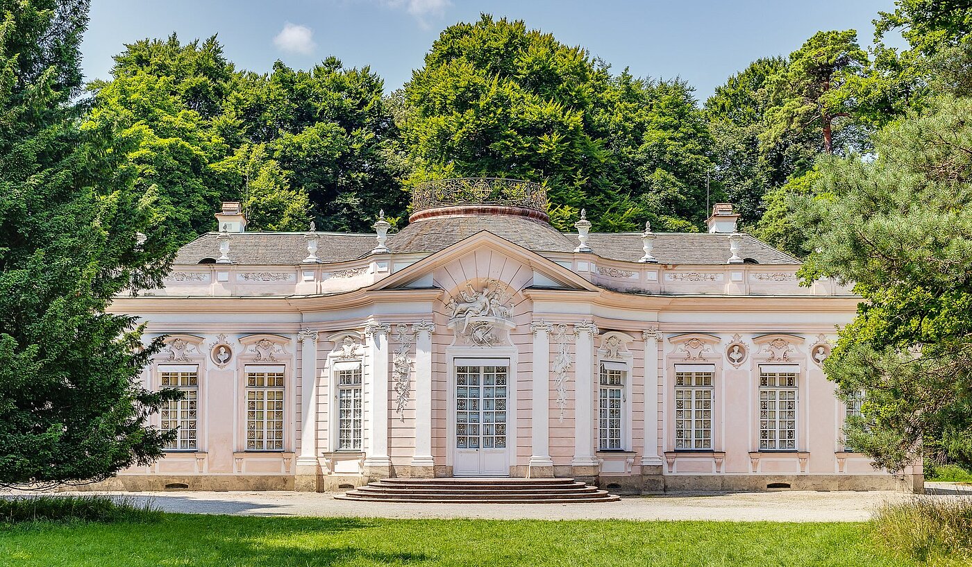 Apartment with 2 room | München-Nymphenburg | 2107ML3 | lädt zum Spazieren und...