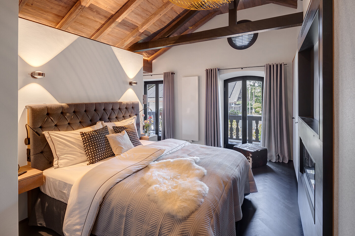 Special property with 15 room | Bad Wiessee | 701592 | Chalet I Master Bedroom