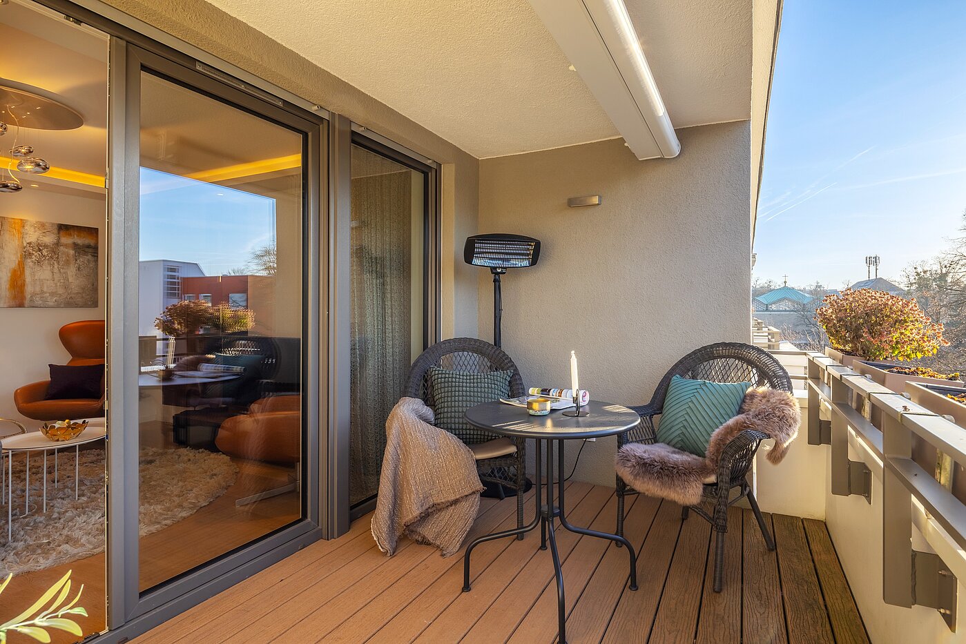 Apartment with 4 room | München-Bogenhausen | 70380 | Gemütlicher Balkon...