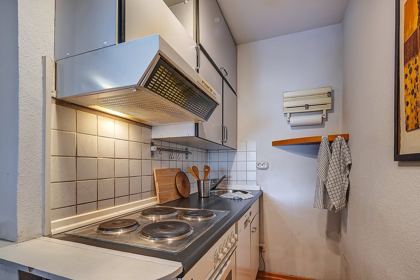 Apartment with 1 room | München-Schwabing | 2109ML1 | Die Küche ist funktional und