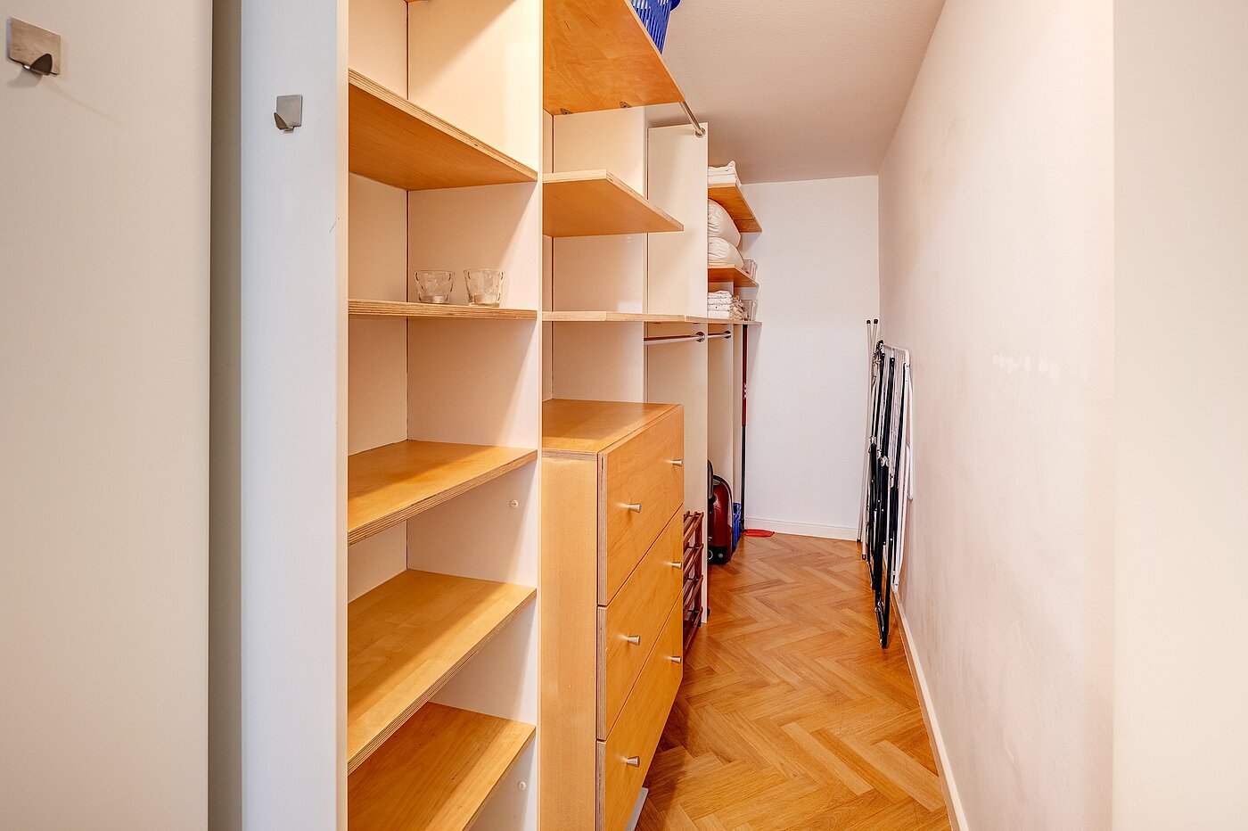 Apartment with 3 room | München-Schwabing | 2212ML1 | Ausreichend Stauraum