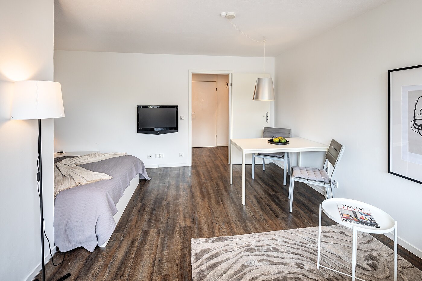 Apartment with 1 room | München-Neuhausen | 702271 | ...Essen, Arbeiten...