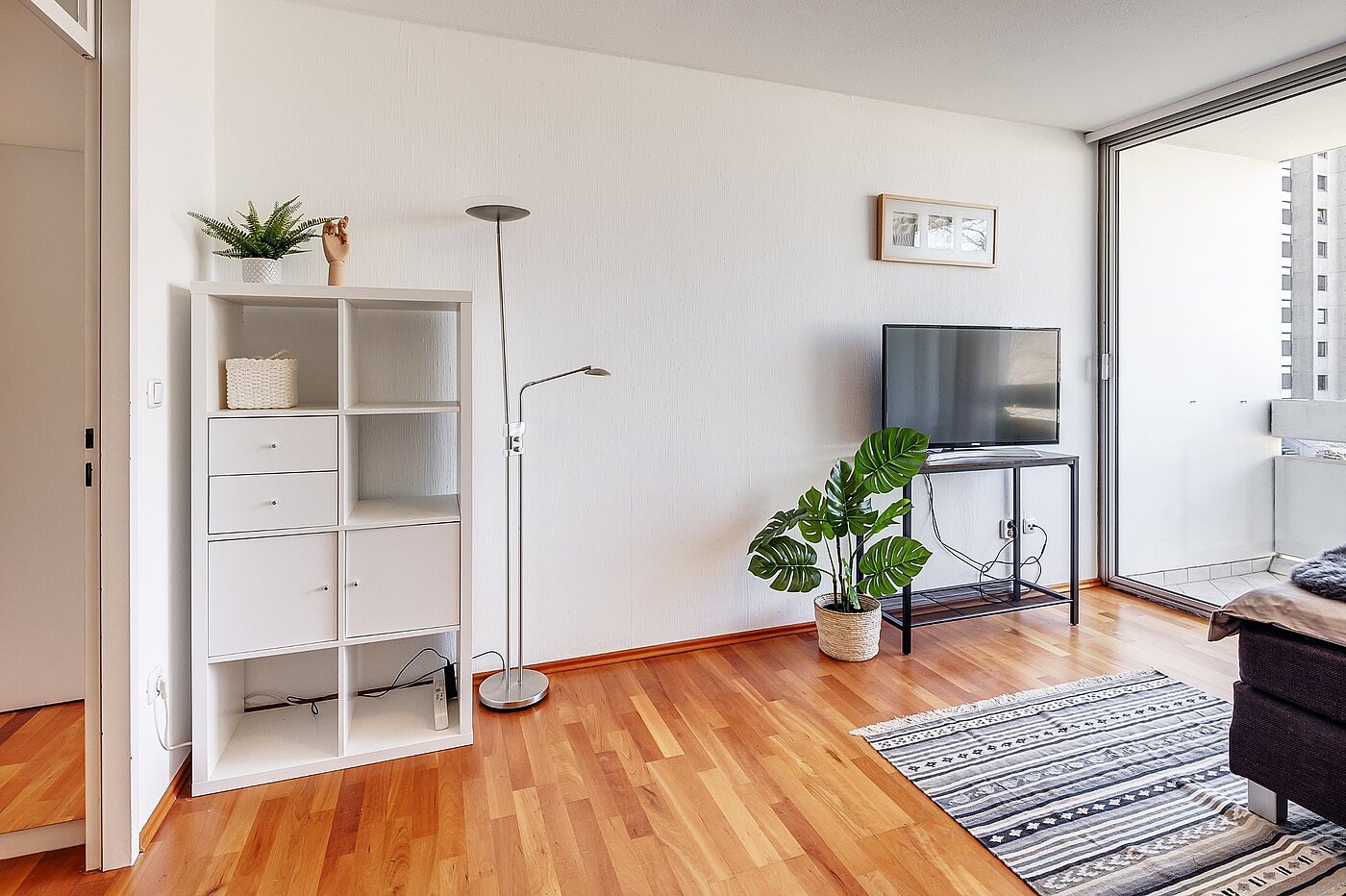 Apartment with 1 room | München-Bogenhausen | 2103ML6 | Klar und aufgeräumt