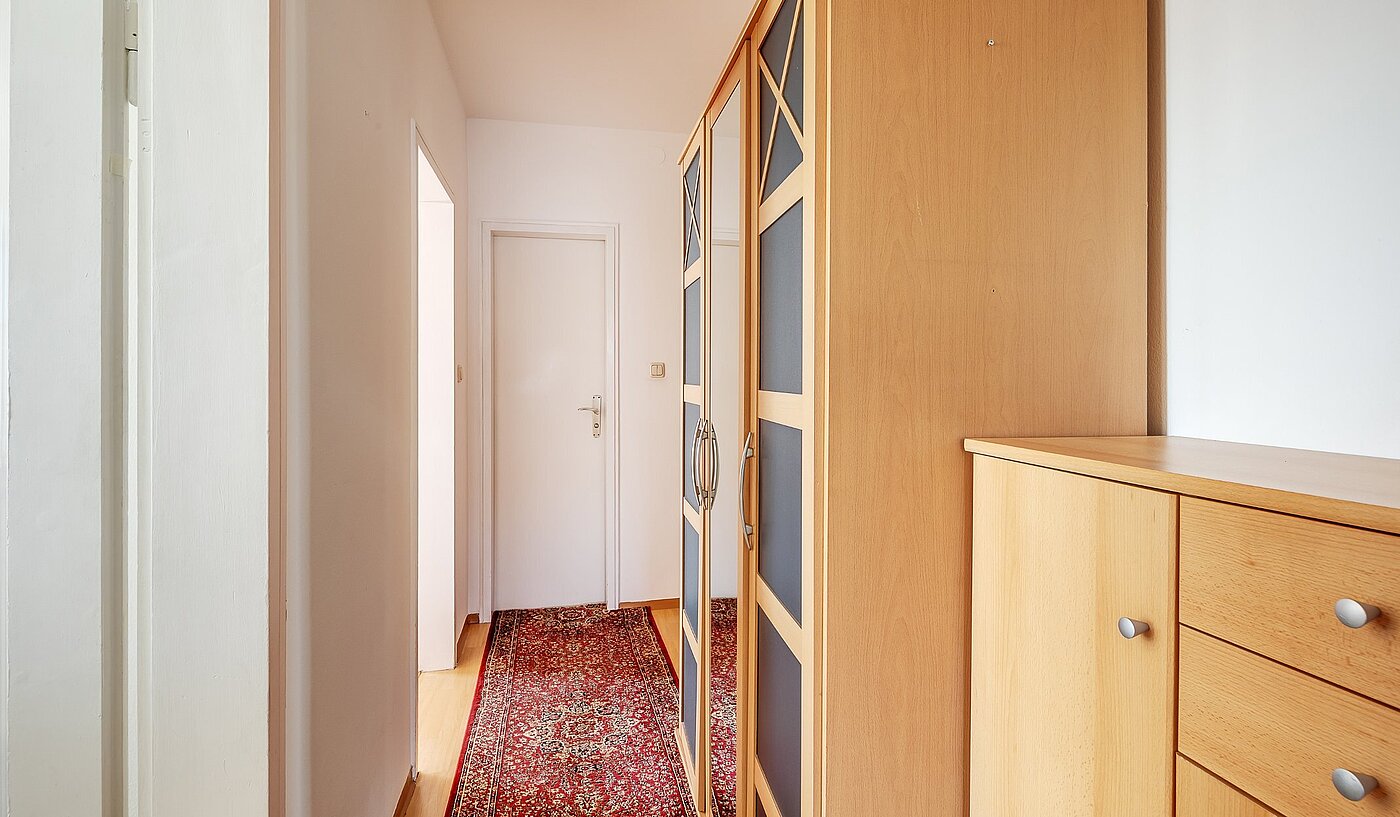 Apartment with 2 room | München-Sendling-Westpark | 2003ML10 | Flur mit Garderobe
