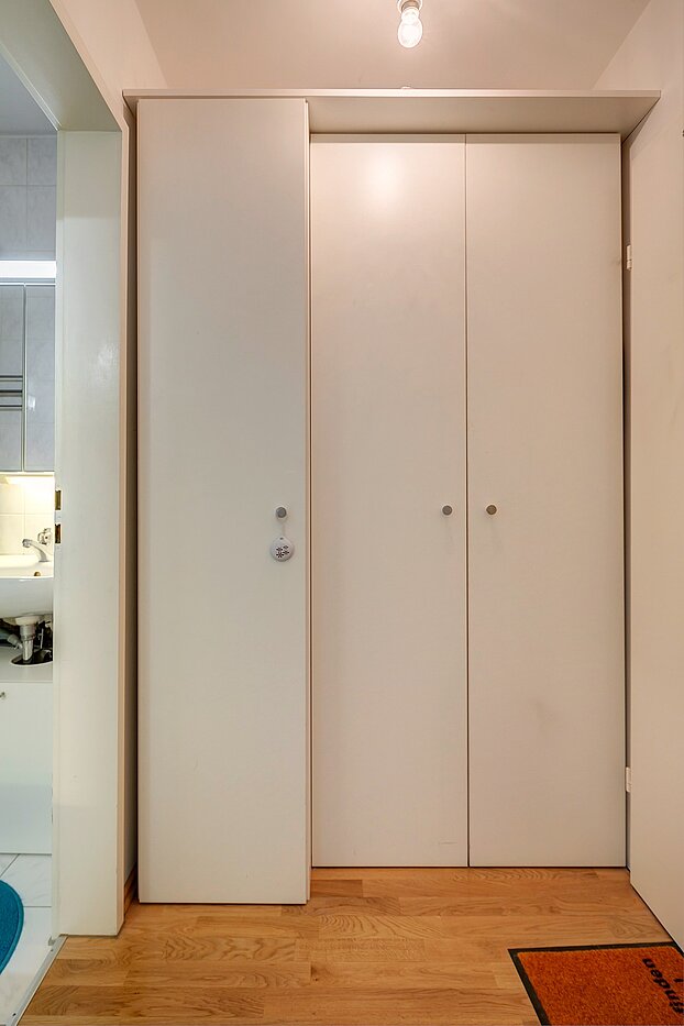 Ground floor apartment with 1 room | München-Nymphenburg | 2203ML1 | Diele mit Stauraum