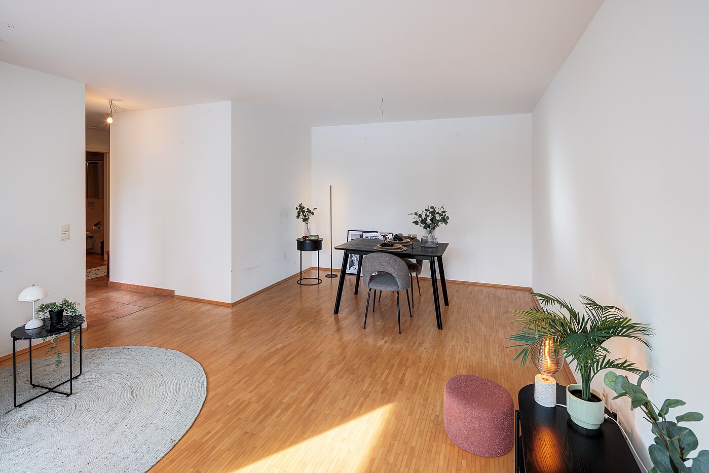 Apartment with 2 room | München-Bogenhausen | 70396 | ... mit Essbereich