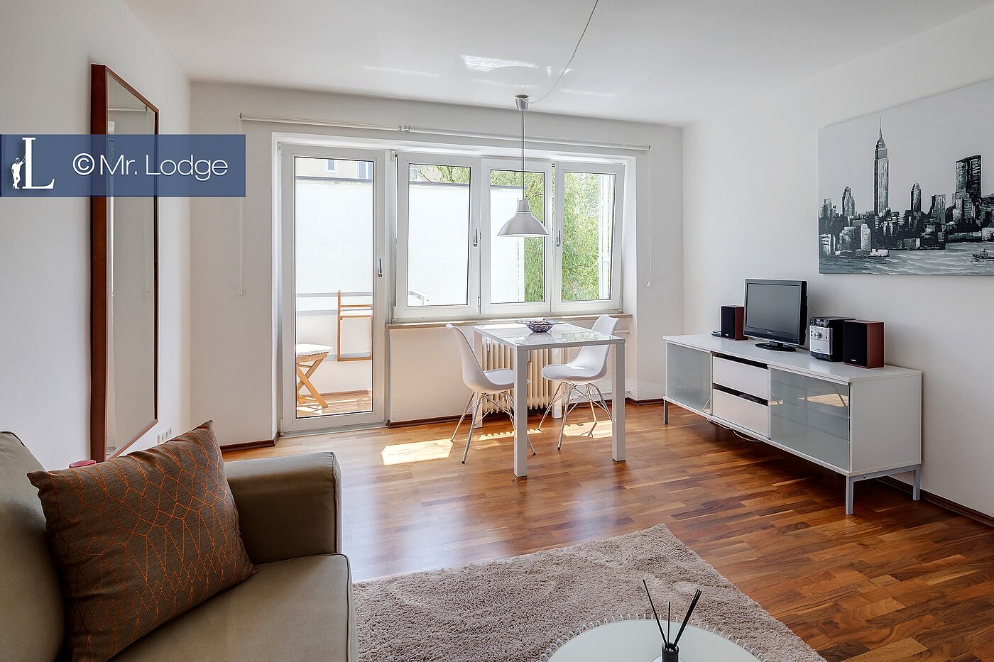Apartment with 1 room | München-Neuhausen | 1703ML9 | kleiner Essplatz