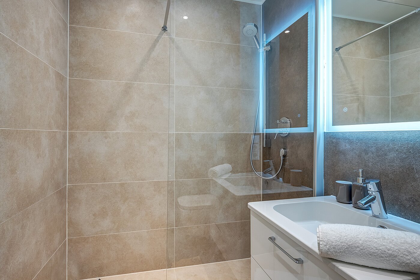 Apartment with 1 room | München-Milbertshofen | 702251 | ...mit begehbarer Dusche