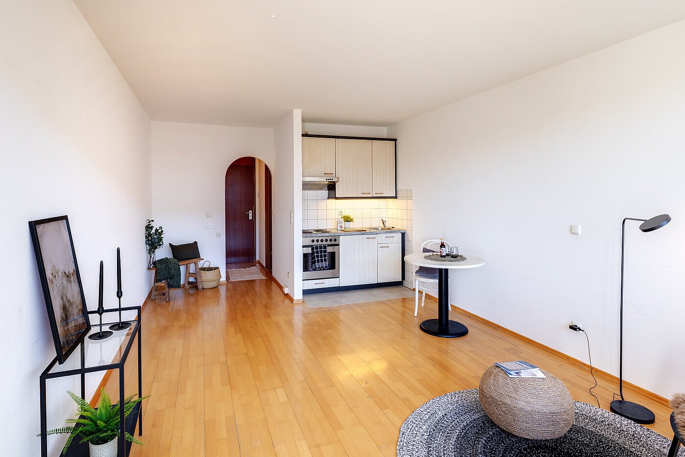 Apartment with 1 room | Herrsching am Ammersee | 2302ML2 | Großer Wohn- & Schlafbereich