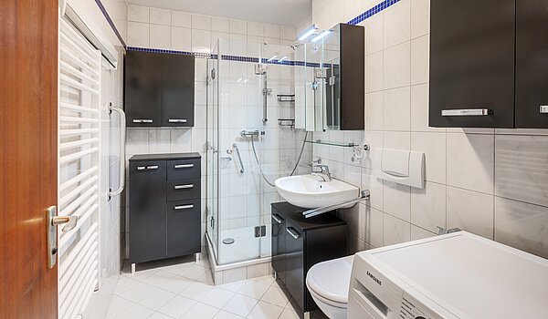 Apartment with 2 room | München-Hadern | 704101 | Duschbad mit Anschluss...
