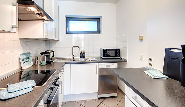 Apartment with 2 room | Haar | 70426 | ...Küche mit Einbauten...