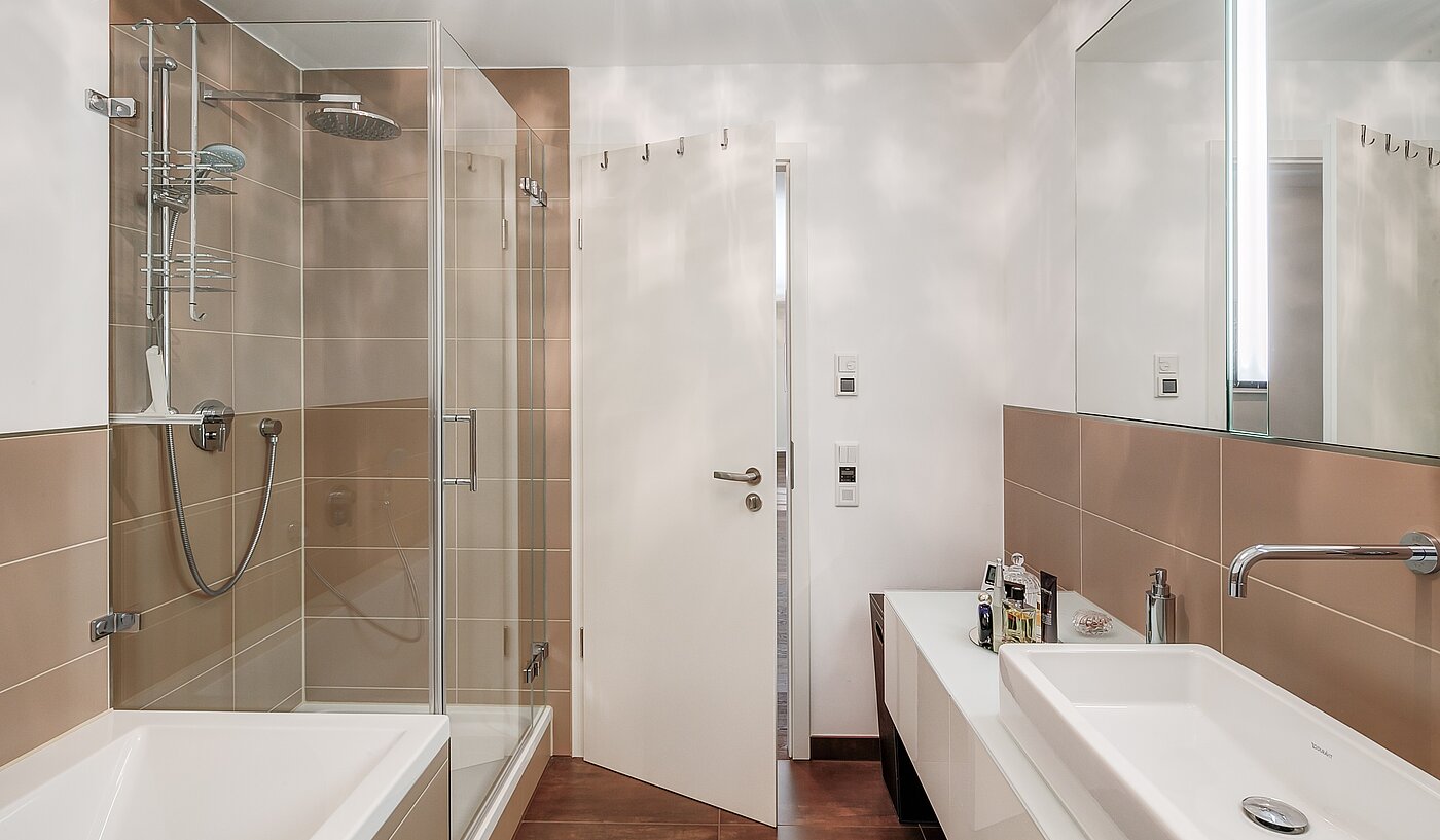 Apartment with 3 room | München-Schwabing | 1511ML1 | Badezimmer