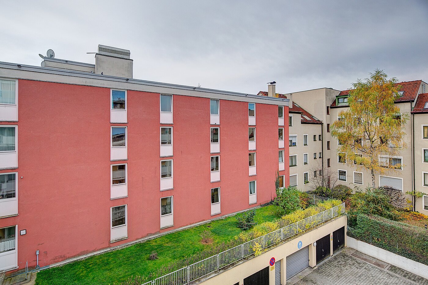 Apartment with 1 room | München-Berg am Laim | 70064 | Blick in den Innenhof