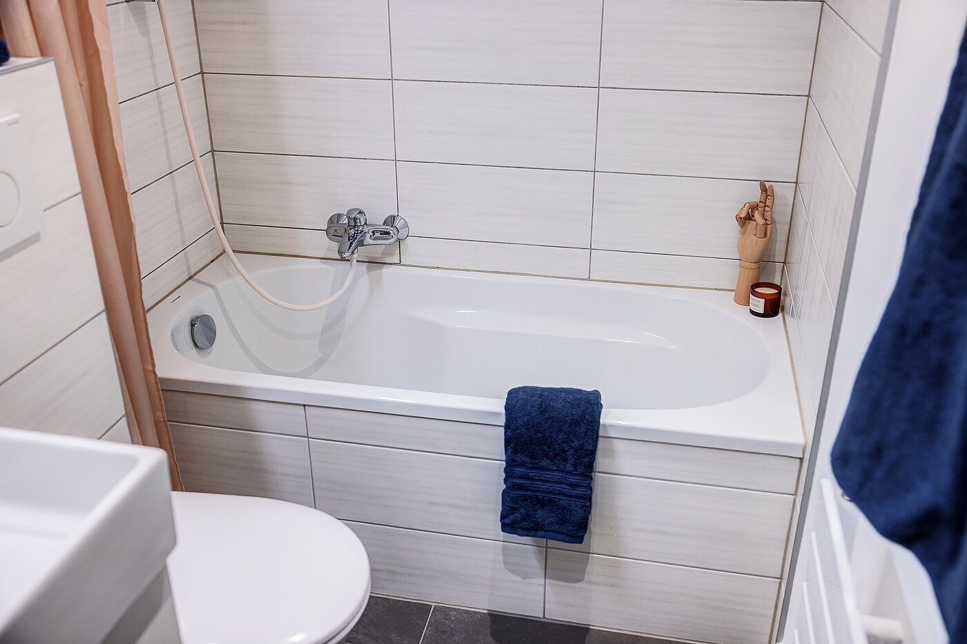 Apartment with 2 room | München-Maxvorstadt | 70390 | ...Badewanne