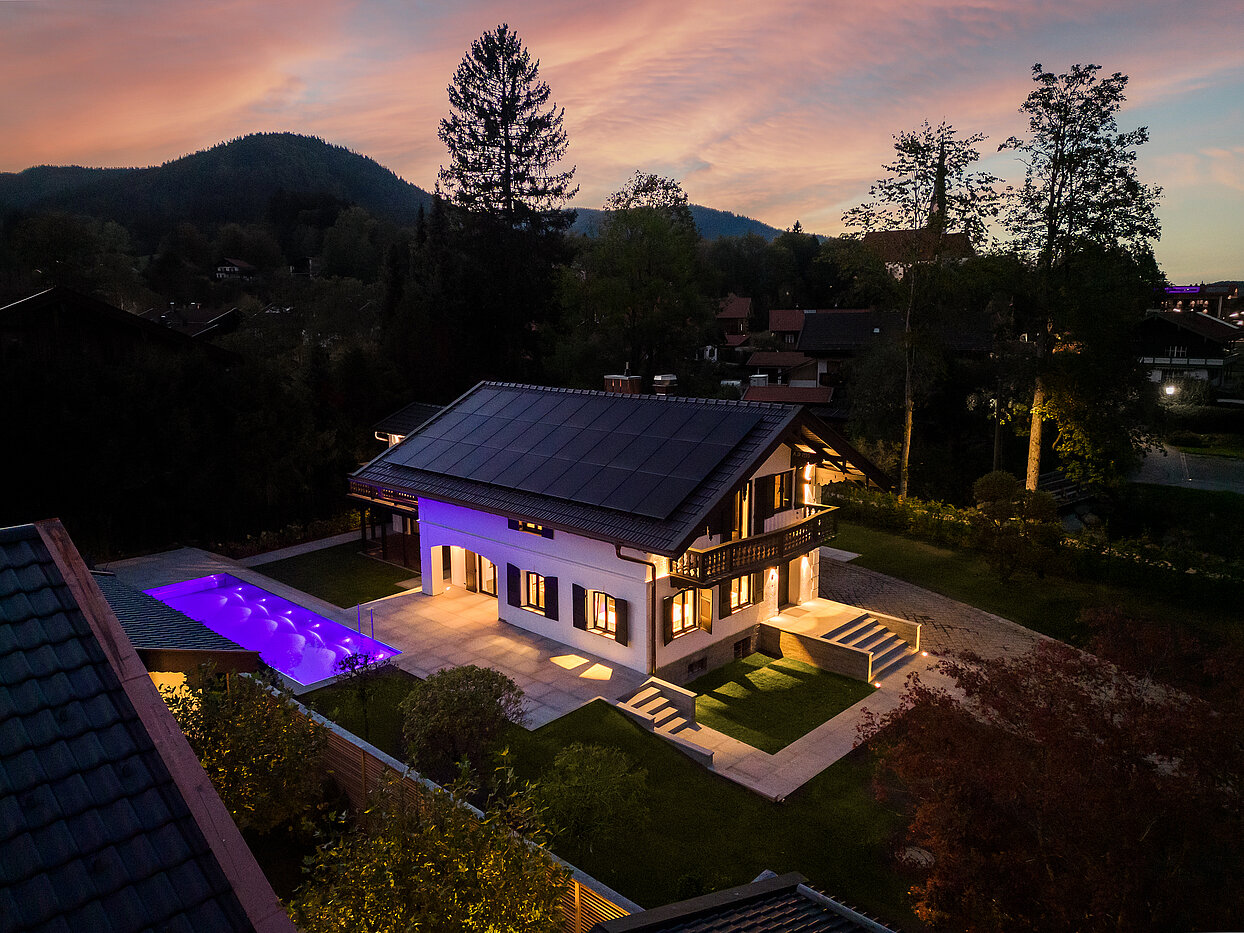 Special property with 15 room | Bad Wiessee | 701592 | Luftaufnahme vom Landhaus