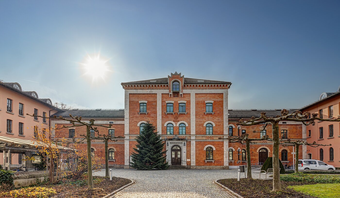 Apartment with 1 room | Rosenheim | 2109ML8 | ...Geschichte