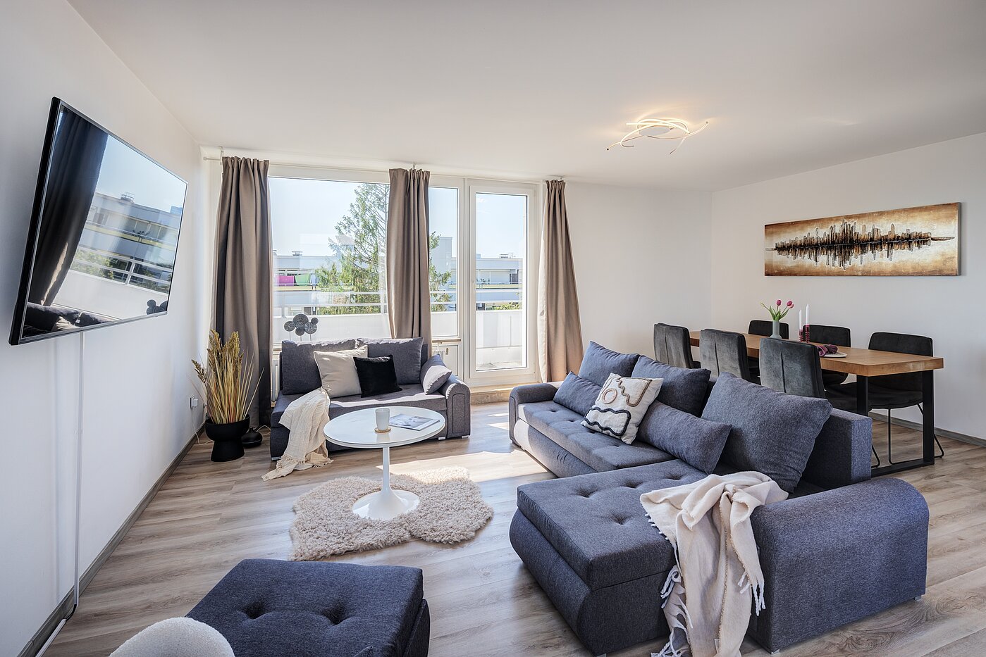 Terrassenwohnung with 3.5 room | München-Berg am Laim | 123456 | Wohnbereich