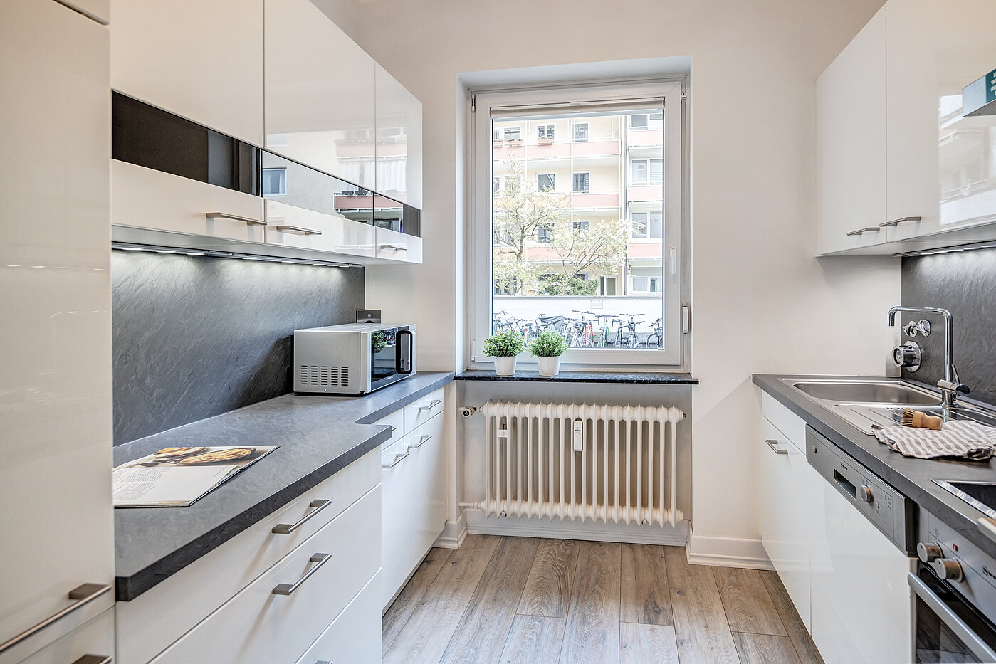 Ground floor apartment with 2 room | München-Schwabing | 70394 | Helle,...