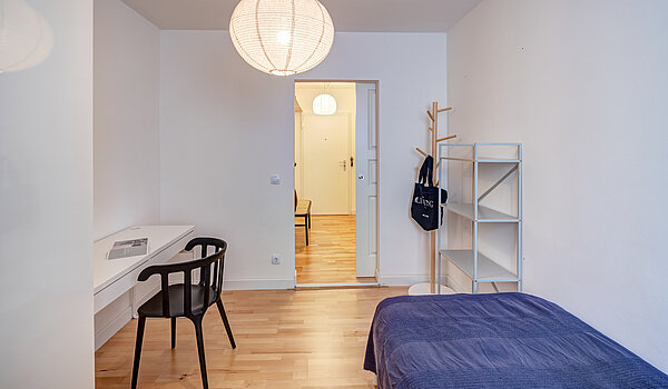 Apartment with 3 room | München-Au | 70447 | ...mit Schreibtisch
