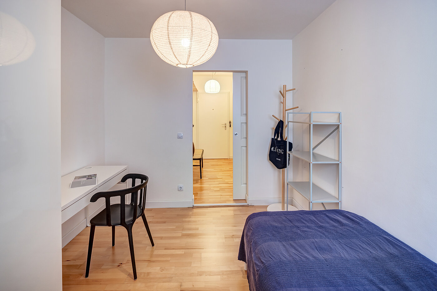 Apartment with 3 room | München-Au | 70447 | ...mit Schreibtisch