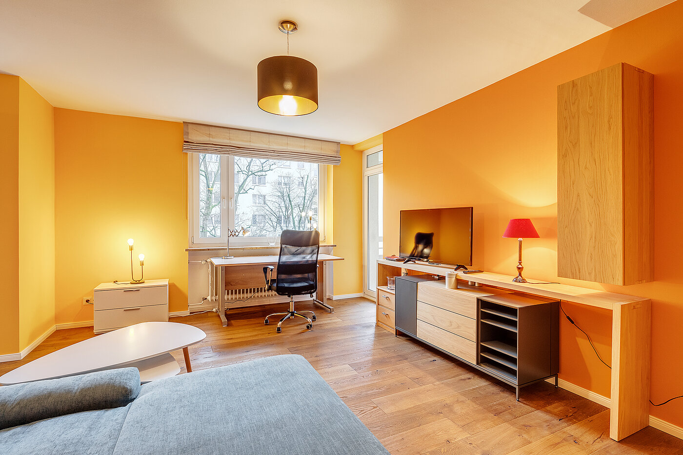 Apartment with 2 room | München-Bogenhausen | 70287 | Helles Wohnzimmer mit...
