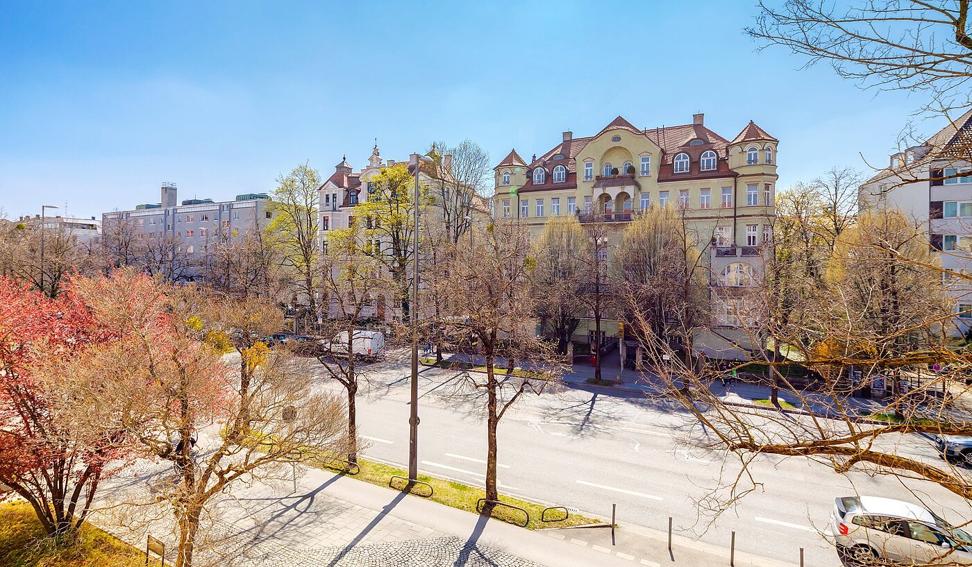 Apartment with 2 room | München-Neuhausen | 2003ML5 | Blick auf die Nymphenburger