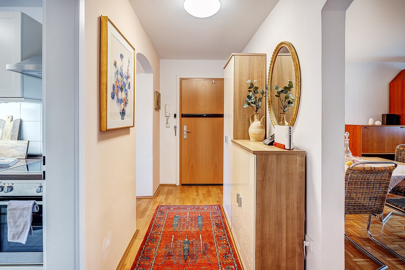 Apartment with 3 room | München-Bogenhausen | 2112ML3 | geräumiger Flur...