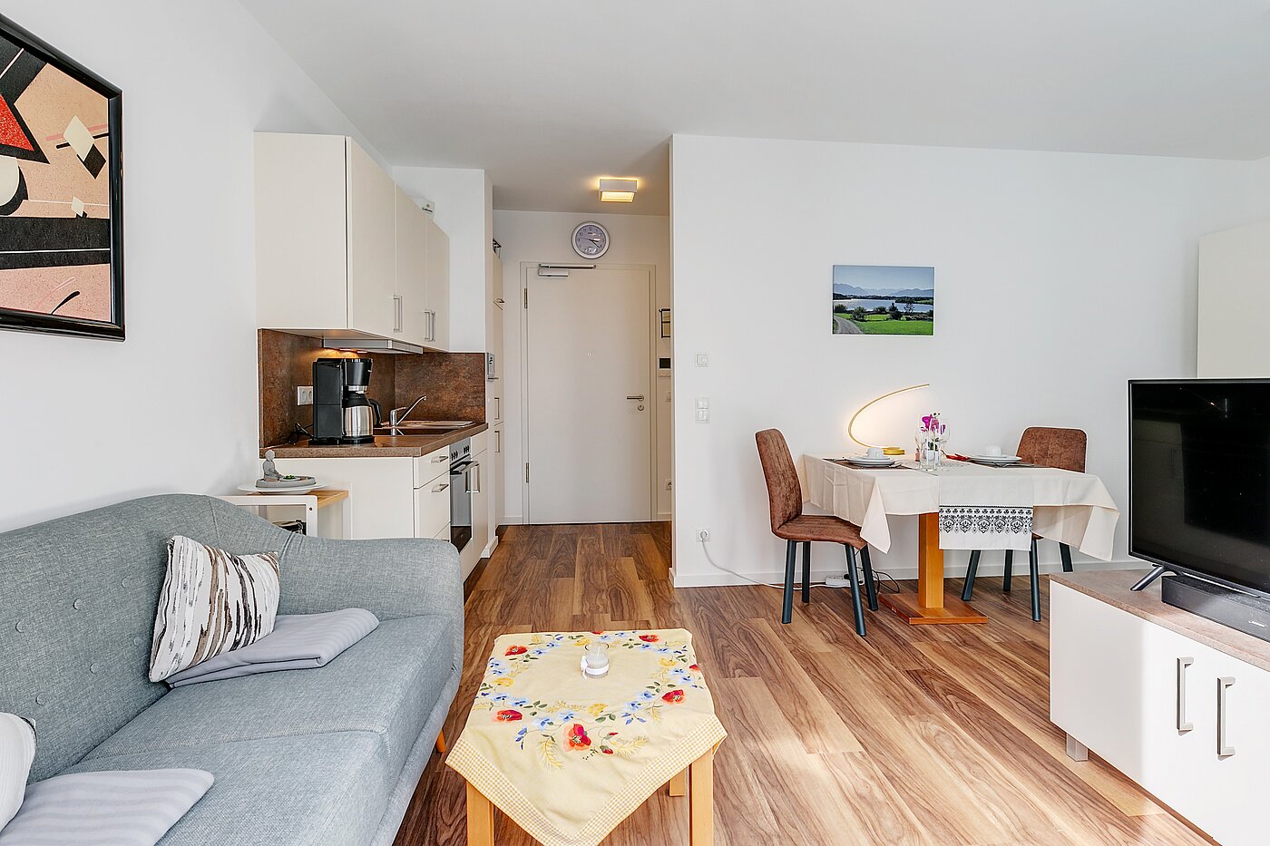 Ground floor apartment with 1 room | München-Milbertshofen | 2202ML8 | Gemütliche Sitzecke...