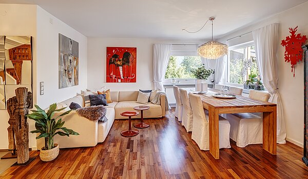 Corner townhouse with 3 room | Kreuth | 70037 | Heller Wohn- und Essbereich...